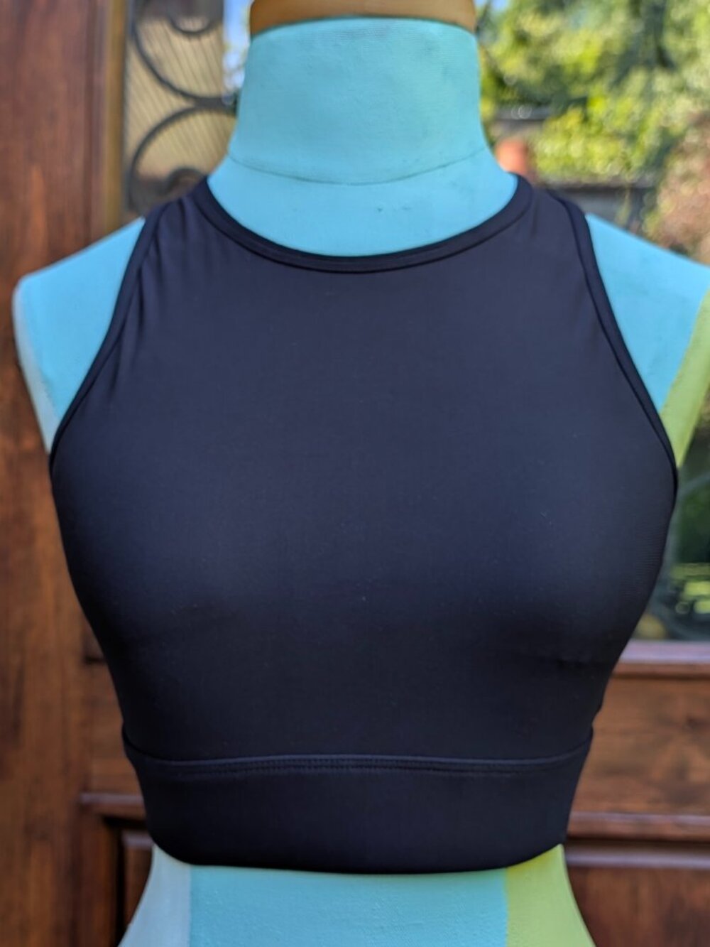 Fabletics Black High Crew Neckline Sports Bra - XS